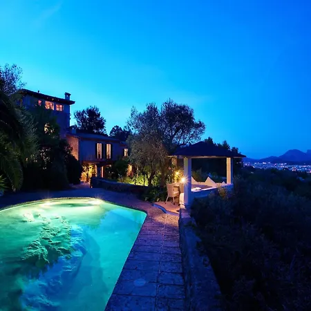In With Private Pool Holiday home *