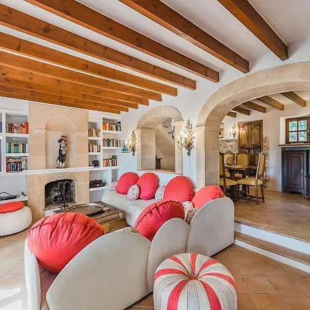In With Private Pool Holiday home *