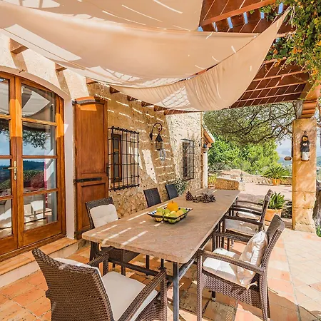 In With Private Pool Holiday home